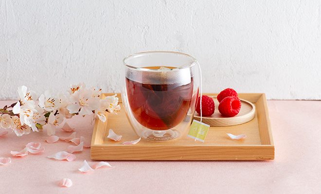 木苺と桜の紅茶